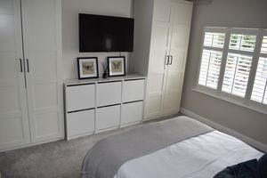 Master bedroom- click for photo gallery